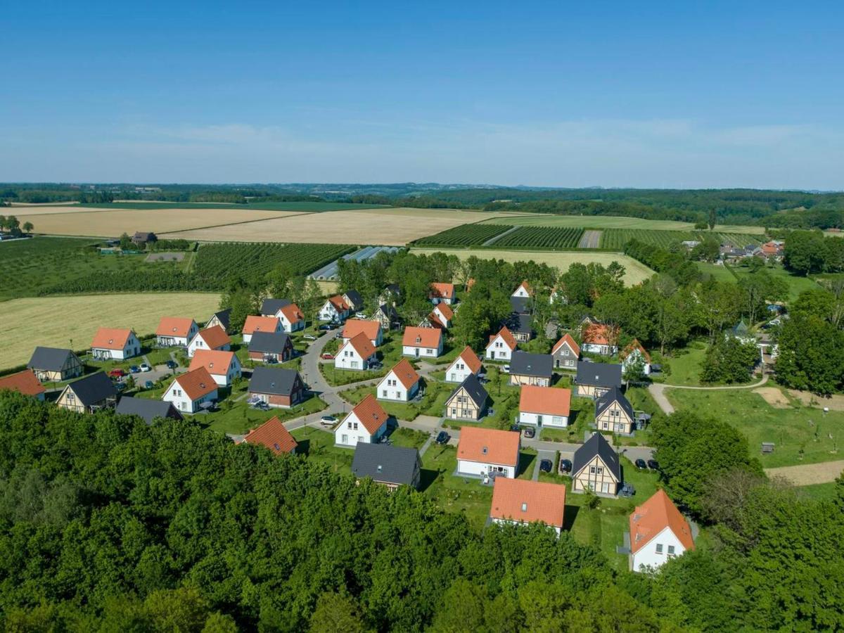 Landal De Waufsberg Hotel Noorbeek Eksteriør billede